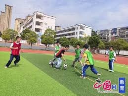那不勒斯宣布孔蒂离任 意甲冠军教练的辉煌历程